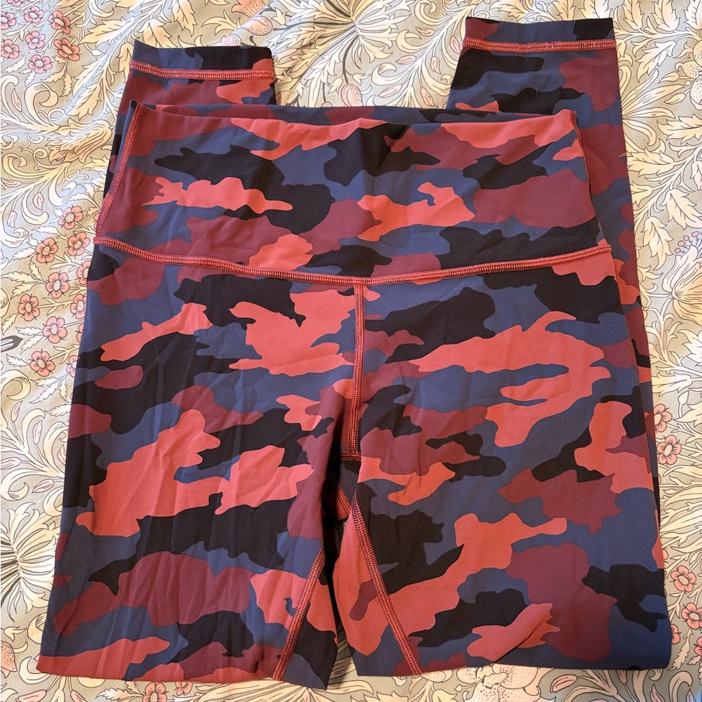 Lululemon leggings - camo